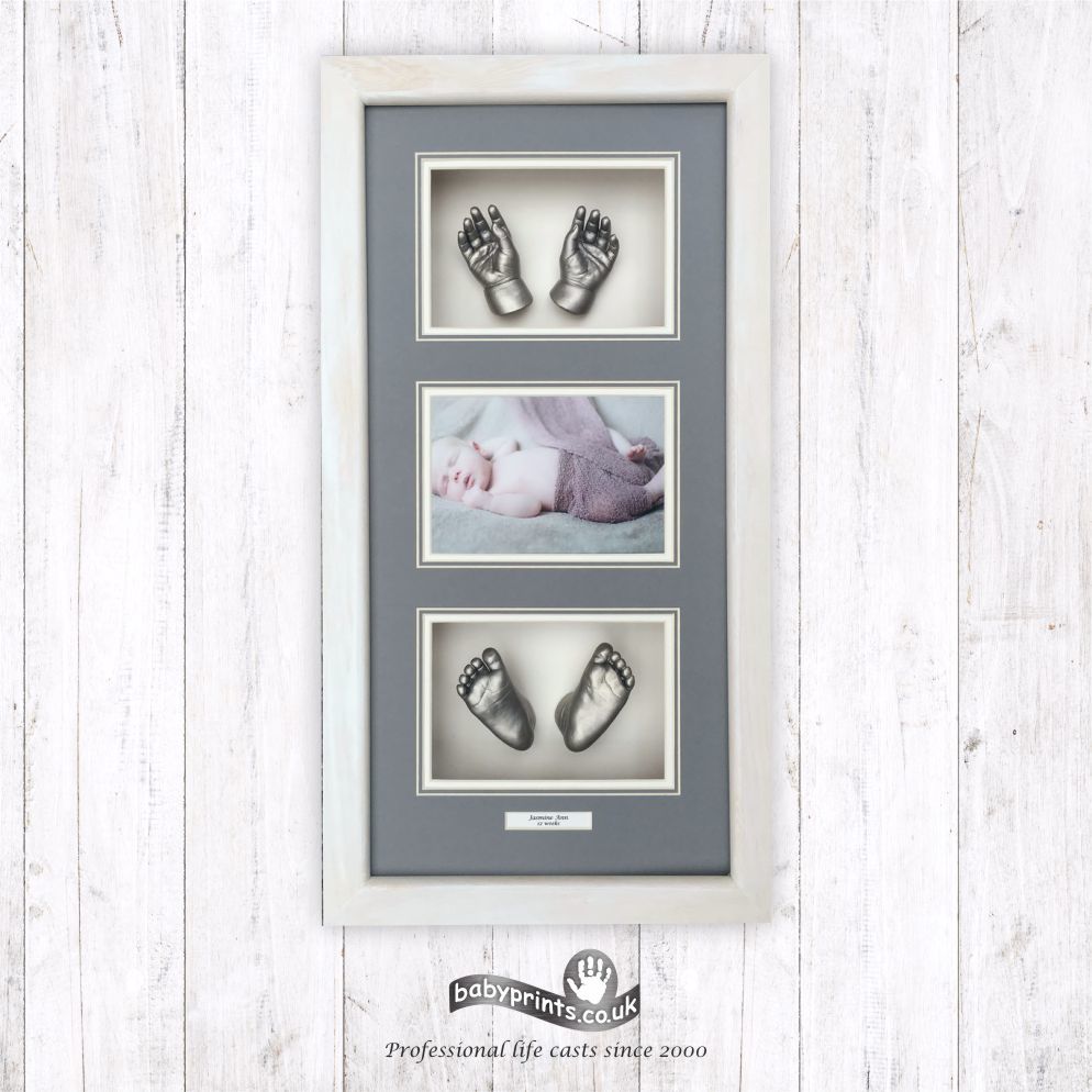 Babyprints Portrait frame with V Groove